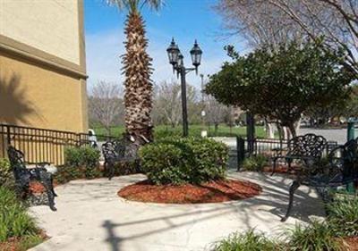 фото отеля Comfort Suites Airport North