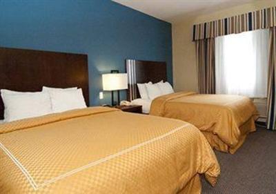 фото отеля Comfort Suites Airport North