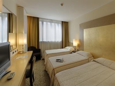 фото отеля Tiffany Milano Hotel