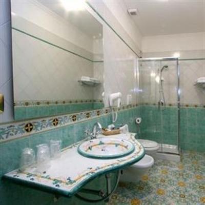 фото отеля Grand Hotel La Panoramica Castellammare di Stabia