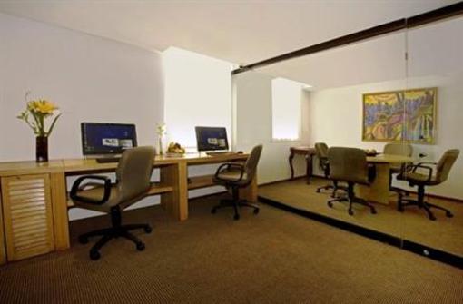фото отеля Fiesta Inn Saltillo