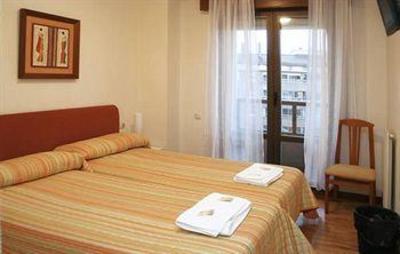 фото отеля Gestion de Alojamientos Rooms & Apartments
