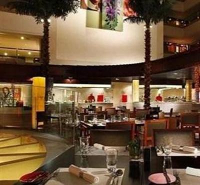фото отеля Howard Johnson Garden Plaza Yixing