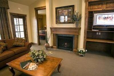 фото отеля Love Ridge Resort Lodges