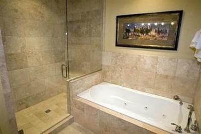 фото отеля Love Ridge Resort Lodges