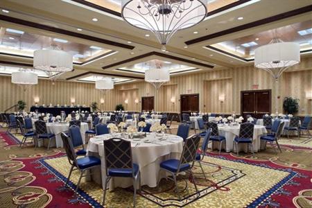фото отеля Hilton Durham near Duke University