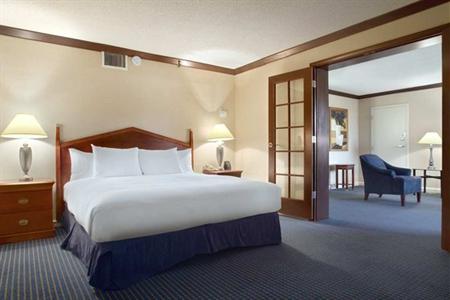 фото отеля Hilton Durham near Duke University