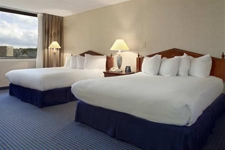 фото отеля Hilton Durham near Duke University