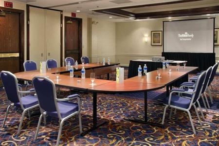 фото отеля Hilton Durham near Duke University