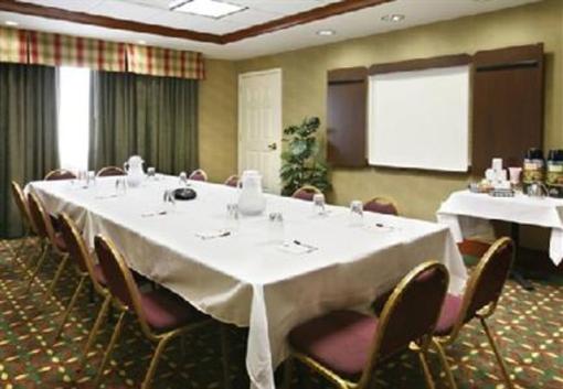 фото отеля Residence Inn Wayne