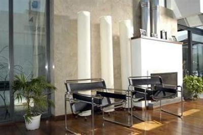 фото отеля Dazzler Camberland Hotel Pilar