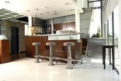 фото отеля Dazzler Camberland Hotel Pilar