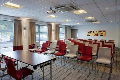 фото отеля Holiday Inn Express Swindon West M4 Jct 16