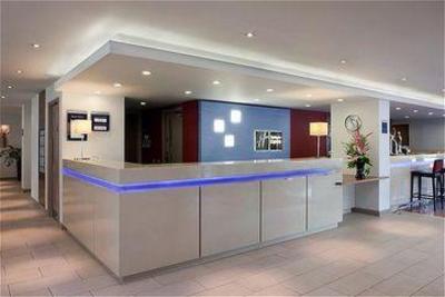фото отеля Holiday Inn Express Swindon West M4 Jct 16