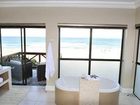 фото отеля On the Beach Guesthouse Jeffreys Bay