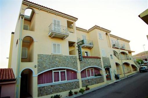 фото отеля L'Ancora Hotel Santa Teresa Di Gallura