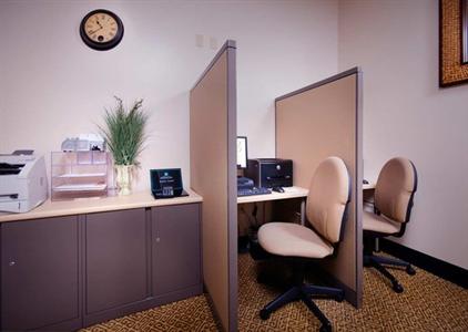 фото отеля Embassy Suites Anaheim South / Disneyland Resort