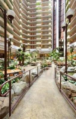 фото отеля Embassy Suites Anaheim South / Disneyland Resort