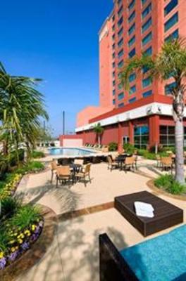 фото отеля Embassy Suites Anaheim South / Disneyland Resort