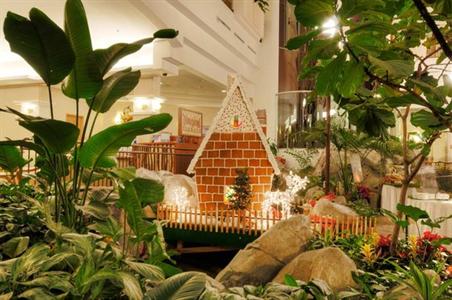 фото отеля Embassy Suites Anaheim South / Disneyland Resort
