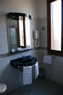 фото отеля Hotel Villa Cipro