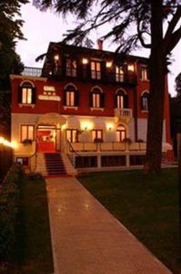 фото отеля Hotel Villa Cipro