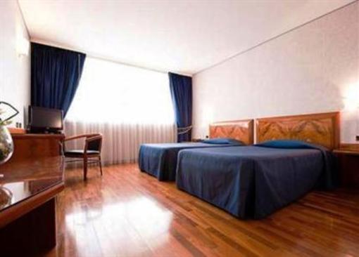фото отеля Montresor Hotel Tower