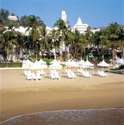 фото отеля Las Hadas Golf Resort and Marina
