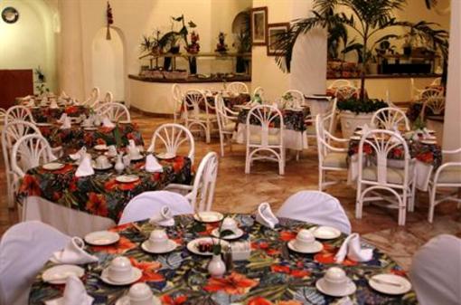 фото отеля Las Hadas Golf Resort and Marina