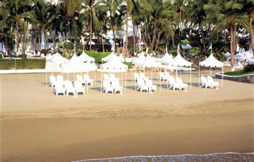 фото отеля Las Hadas Golf Resort and Marina
