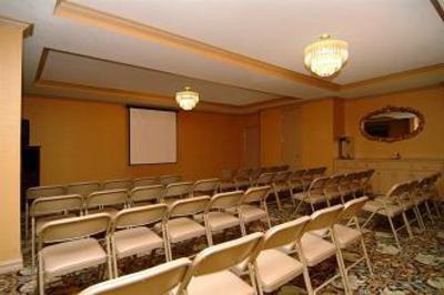 фото отеля Aspen Hotel & Suites