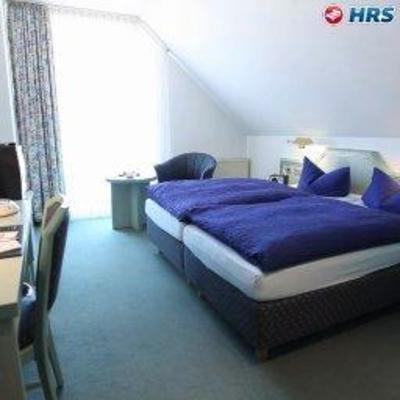 фото отеля Hotel Lauterbach am See Putbus