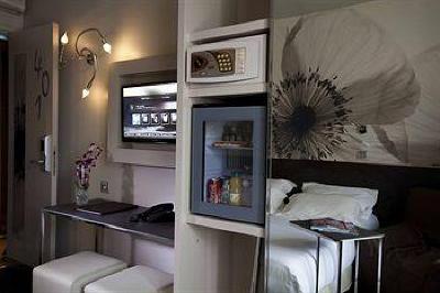 фото отеля Vivaldi Hotel Puteaux