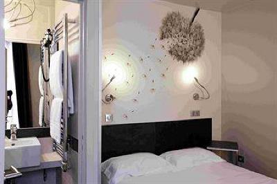 фото отеля Vivaldi Hotel Puteaux