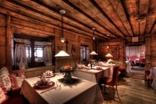 фото отеля Hotel La Perla Corvara in Badia