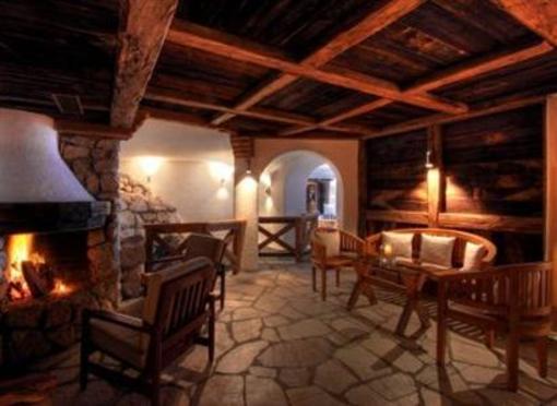 фото отеля Hotel La Perla Corvara in Badia