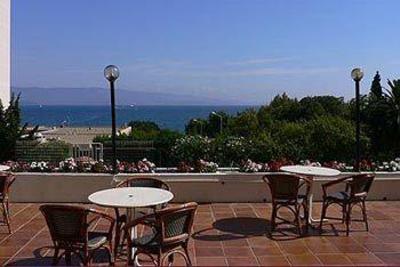 фото отеля Hotel Sun Beach Ajaccio