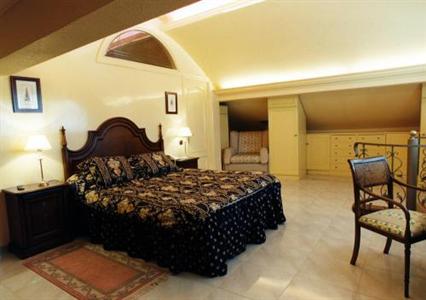 фото отеля Hotel Ciudad De Haro