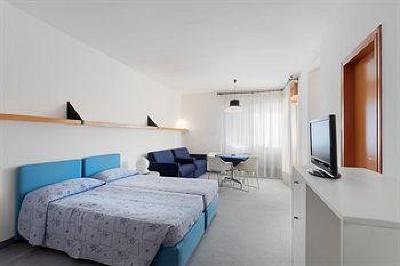 фото отеля Hotel Residence Nago-Torbole