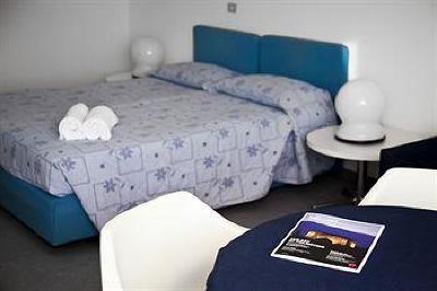 фото отеля Hotel Residence Nago-Torbole