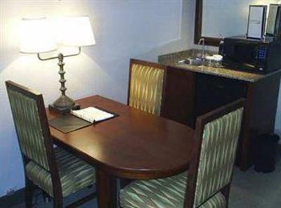 фото отеля Embassy Suites Hotel Nashville - Airport