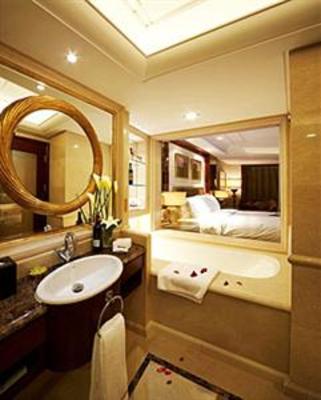 фото отеля Dynasty International Hotel