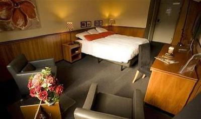 фото отеля Van der Valk Hotel Nieuwerkerk