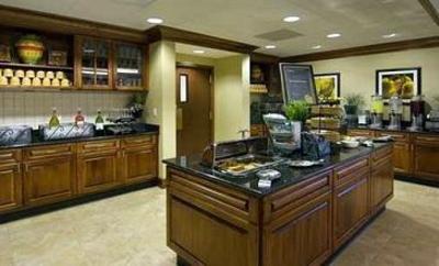 фото отеля Homewood Suites Airport West Maryland Heights