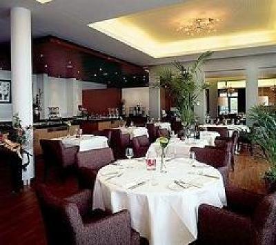 фото отеля Parkhotel Horst Hampshire Classic