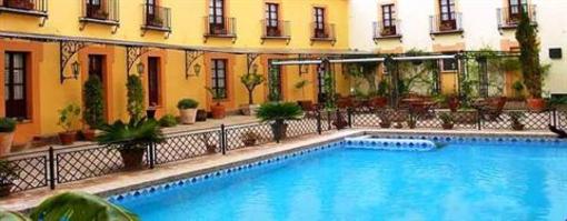 фото отеля Alcazar de la Reina Hotel