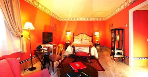 фото отеля Alcazar de la Reina Hotel