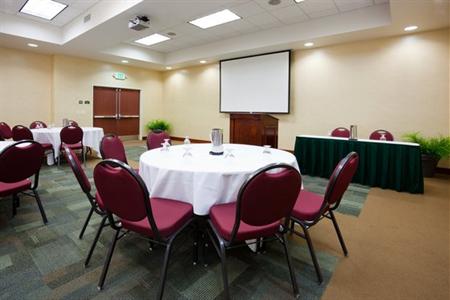 фото отеля Holiday Inn Madison at The American Center