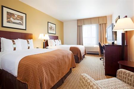 фото отеля Holiday Inn Madison at The American Center