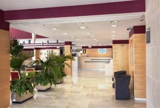 фото отеля Holiday Inn Express Madrid-Alcorcon